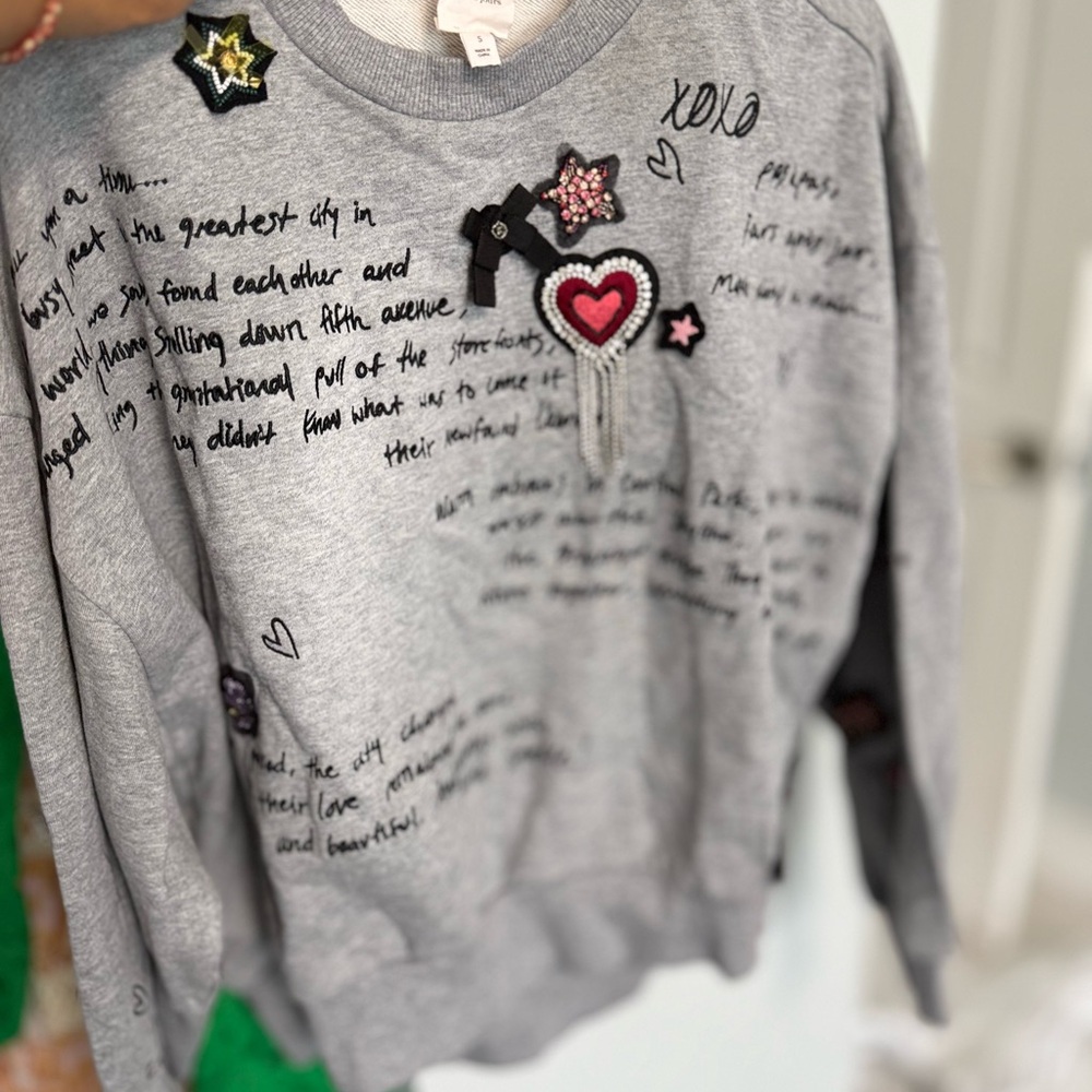 Gray Graphic Sweatshirt with Embroidered Patches Cinq a Sept